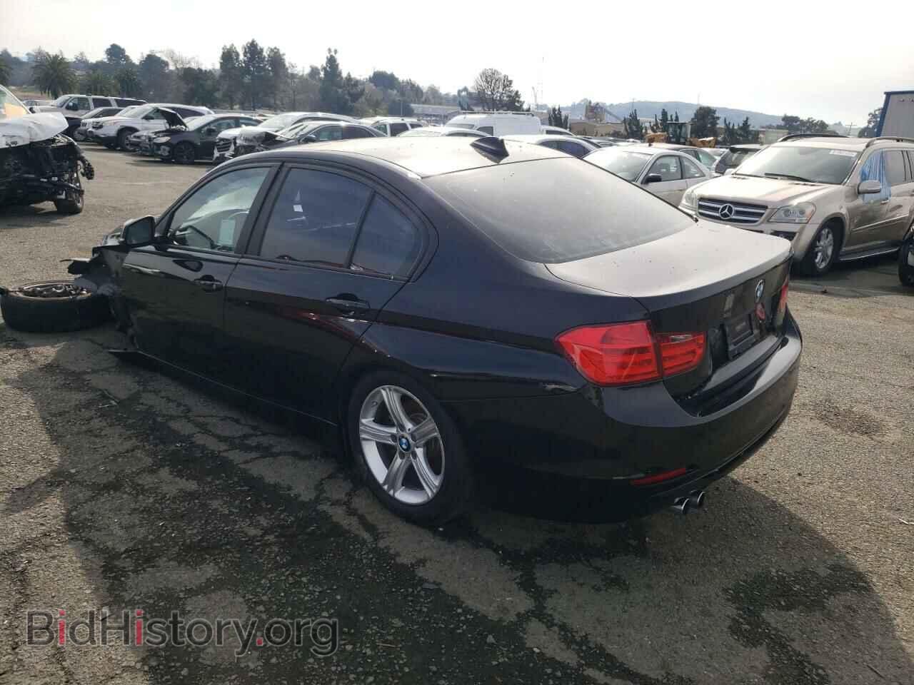 2014 BMW 3 SERIES - VIN: WBA3A5C55EF604952 - Фото 2