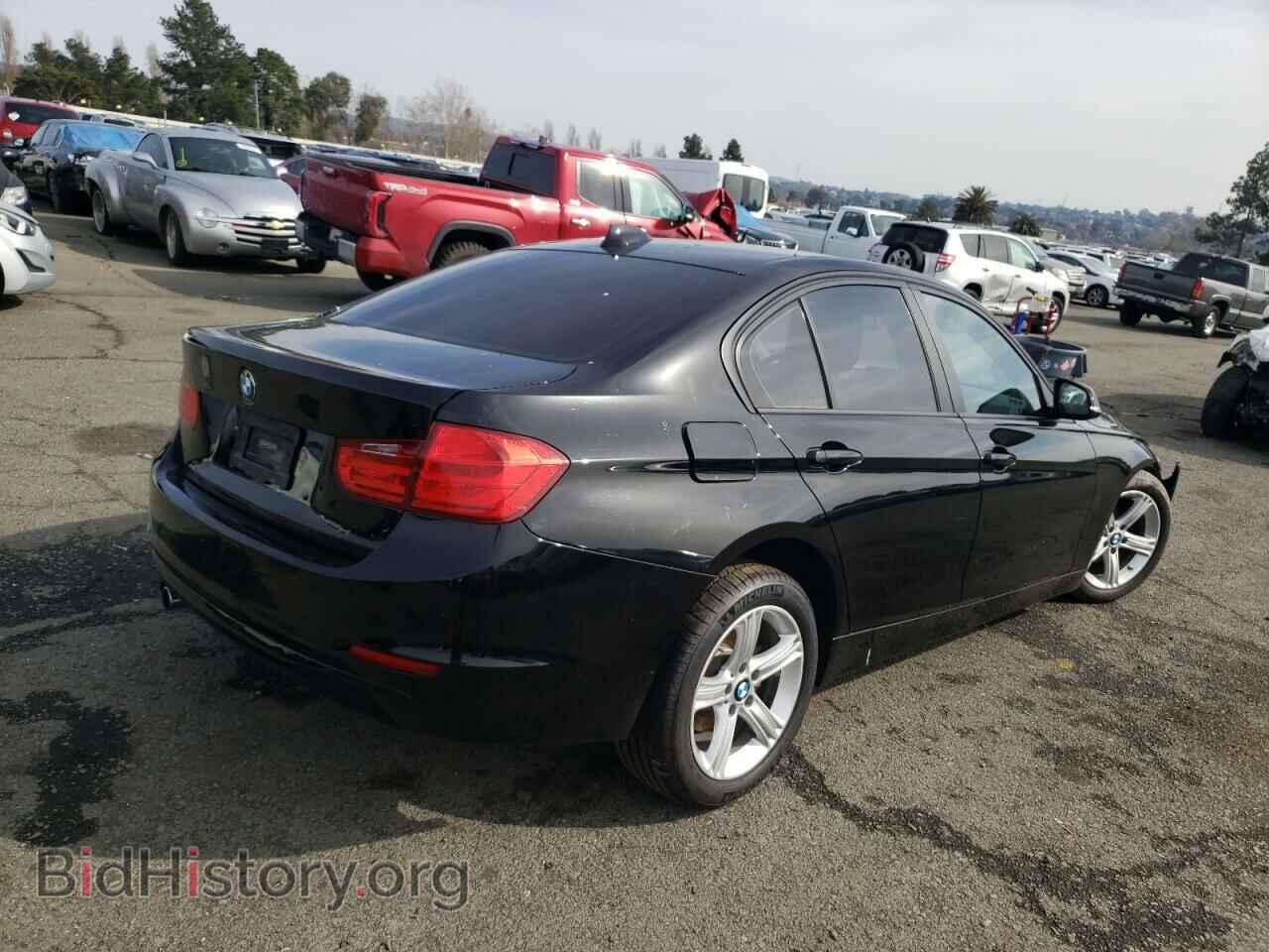 2014 BMW 3 SERIES - VIN: WBA3A5C55EF604952 - Фото 3