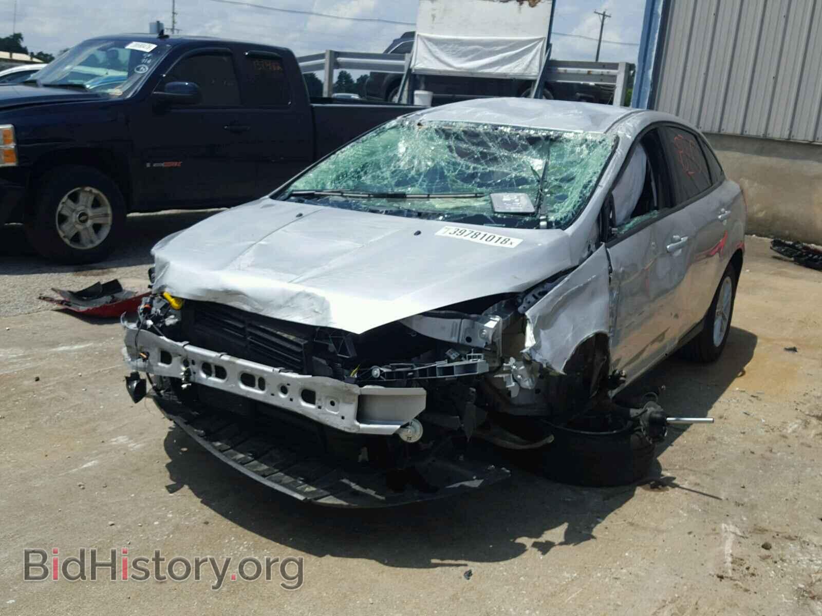 2017 FORD FOCUS - VIN: 1FADP3F23HL313177 - Photo 2
