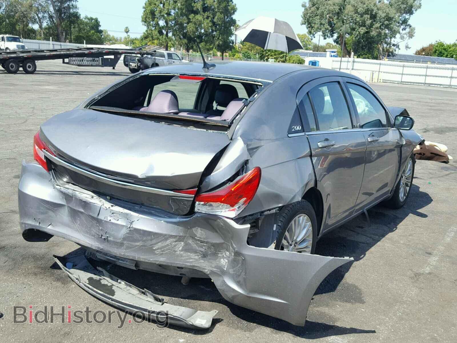 2012 CHRYSLER 200 - VIN: 1C3CCBAB2CN256880 - Фото 4