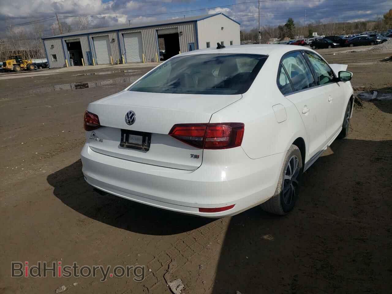 2017 VOLKSWAGEN JETTA - VIN: 3VWDB7AJ6HM392001 - Фото 4