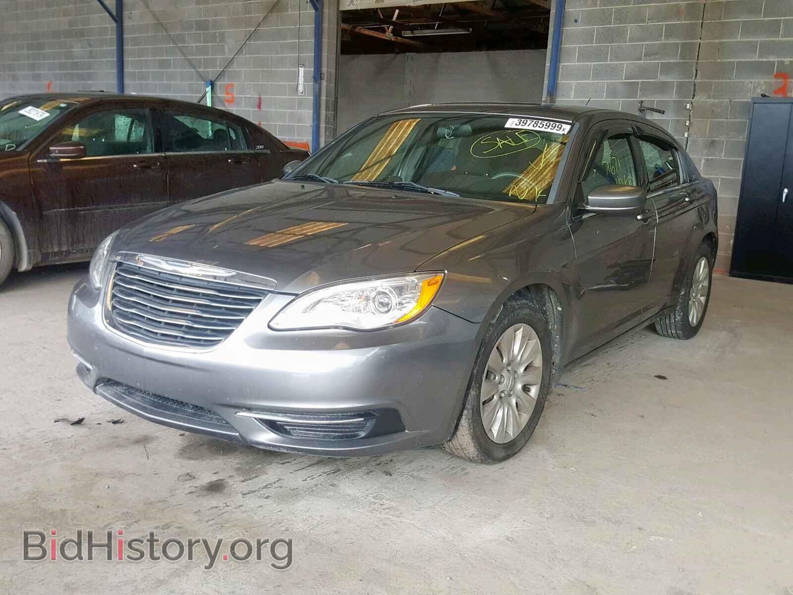 2011 CHRYSLER 200 - VIN: 1C3BC4FB3BN607682 - Фото 2