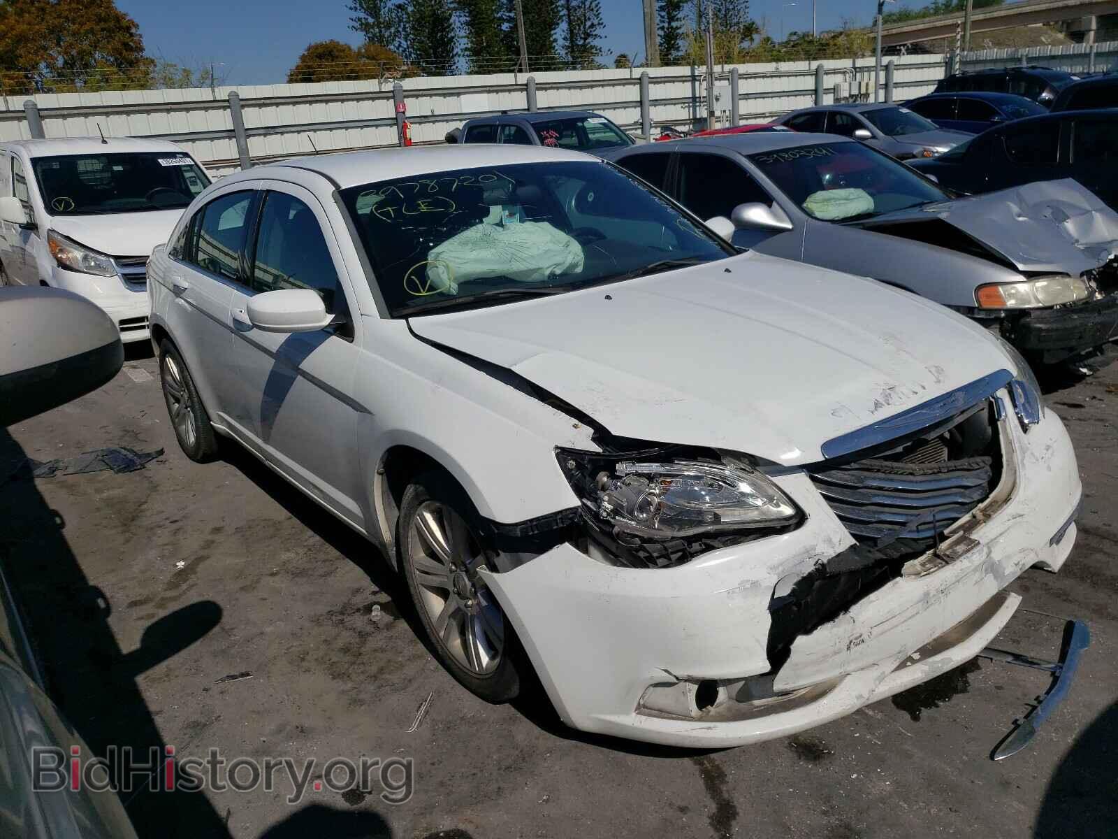 Фотография 1C3CCBBB6DN743421 - CHRYSLER 200 2013