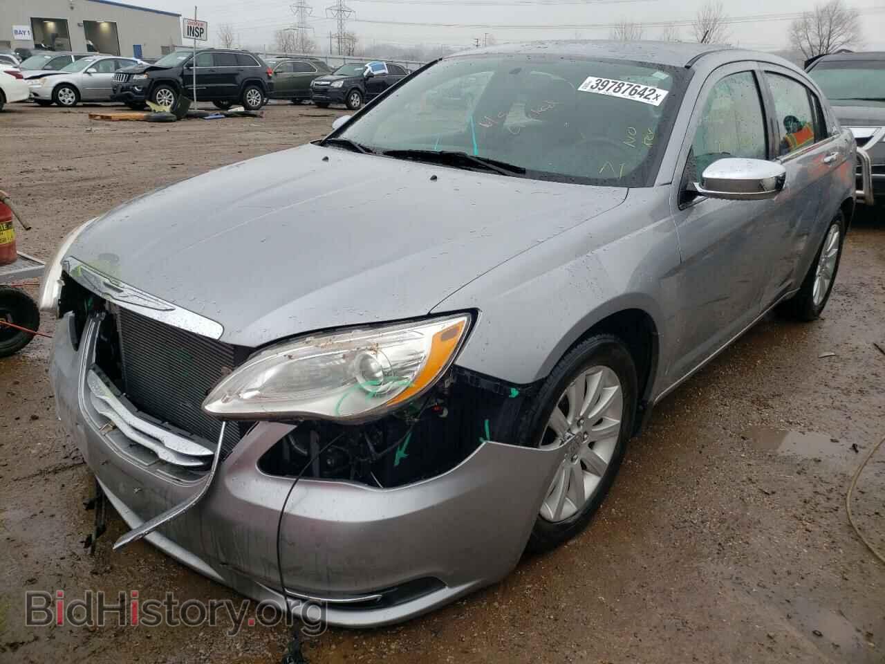 2013 CHRYSLER 200 - VIN: 1C3CCBCG6DN578917 - Photo 2