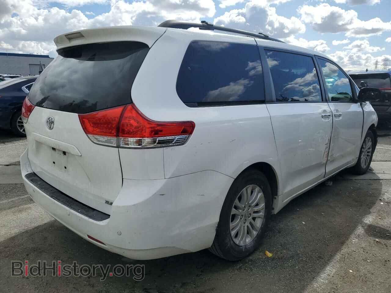 2012 TOYOTA All Models - VIN: 5TDYK3DC0CS273413 - Фото 3