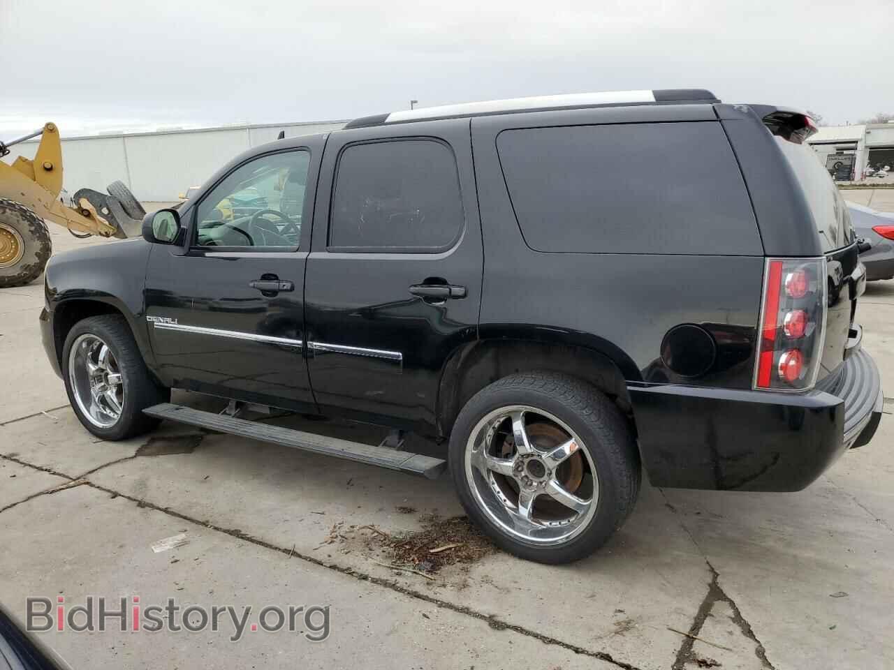 2011 GMC YUKON - VIN: 1GKS1EEF2BR312288 - Фото 2