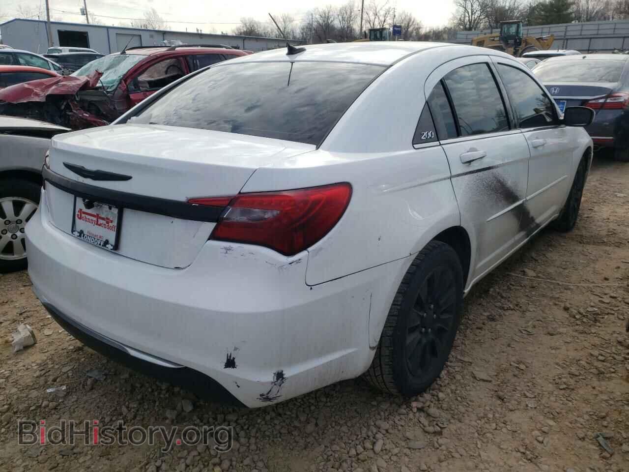 2012 CHRYSLER 200 - VIN: 1C3CCBAB9CN201827 - Фото 4