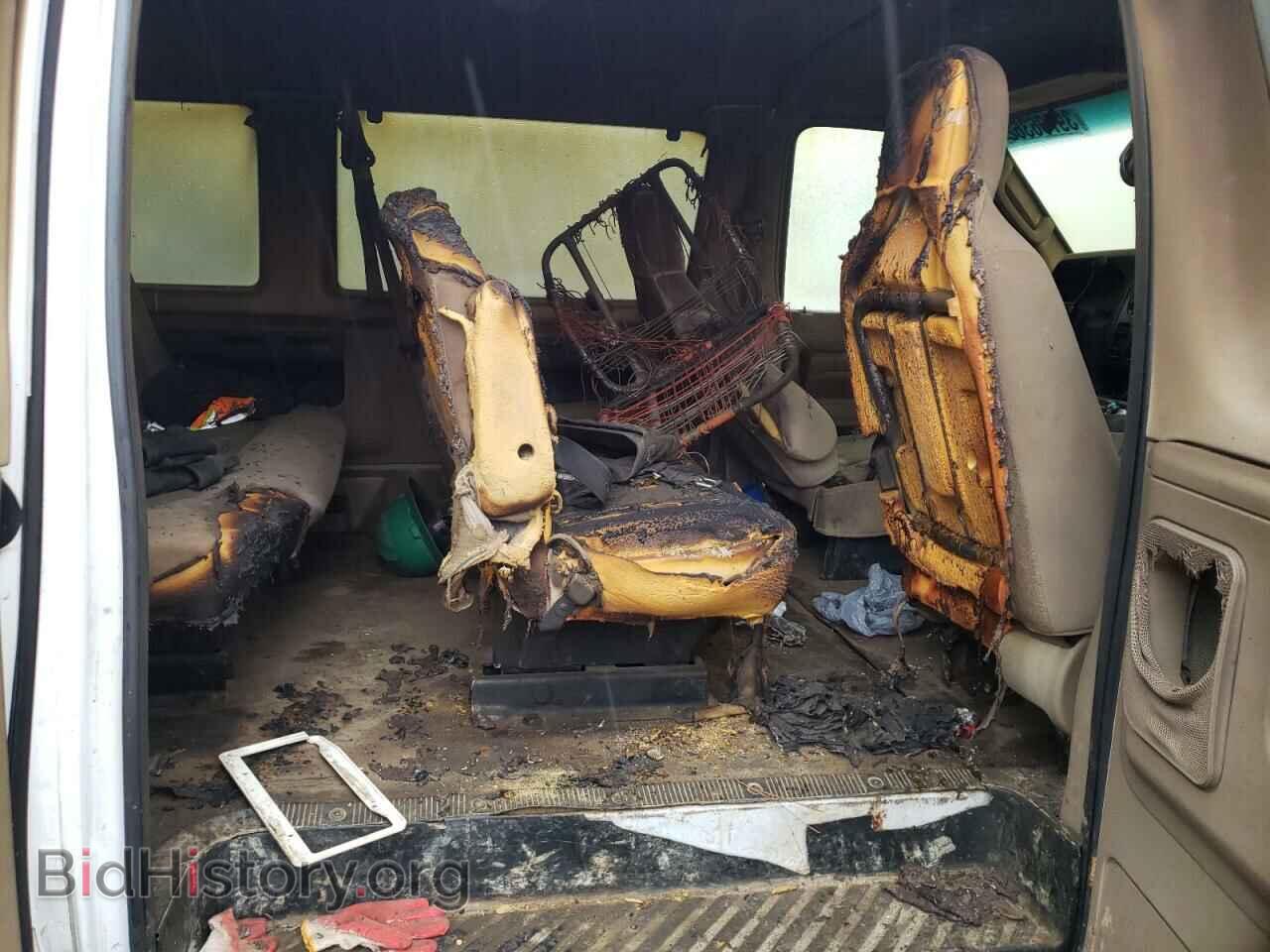 2010 FORD ECONOLINE - VIN: 1FBNE3BL6ADA08683 - Photo 9