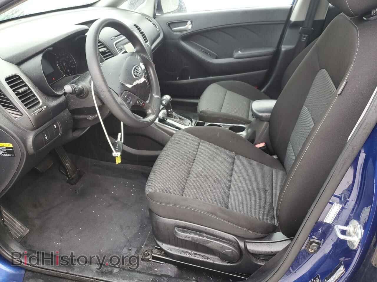 2017 KIA FORTE - VIN: 3KPFK4A72HE055818 - Фото 7