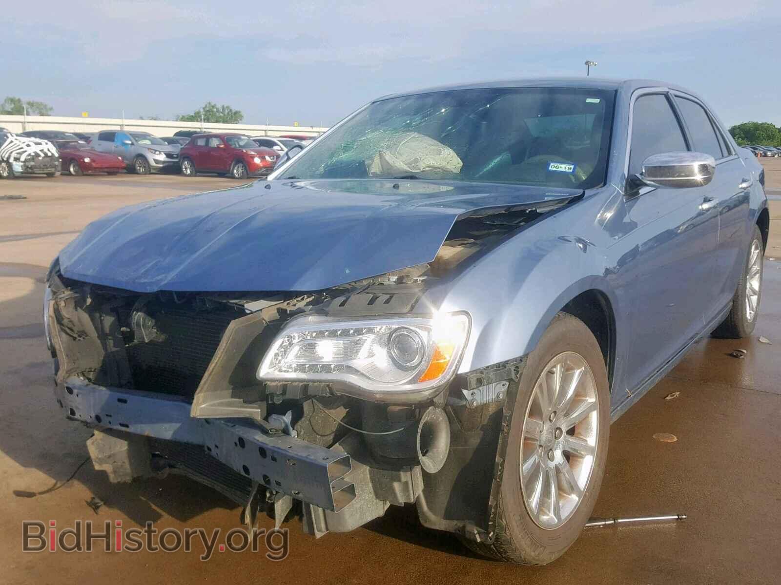 2011 CHRYSLER 300 - VIN: 2C3CA5CG2BH580368 - Фото 2