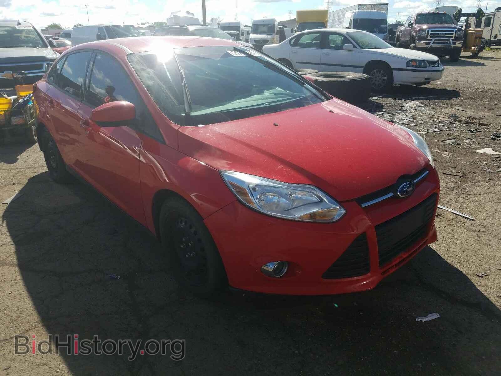 Photo 1FAHP3F25CL465505 - FORD FOCUS 2012