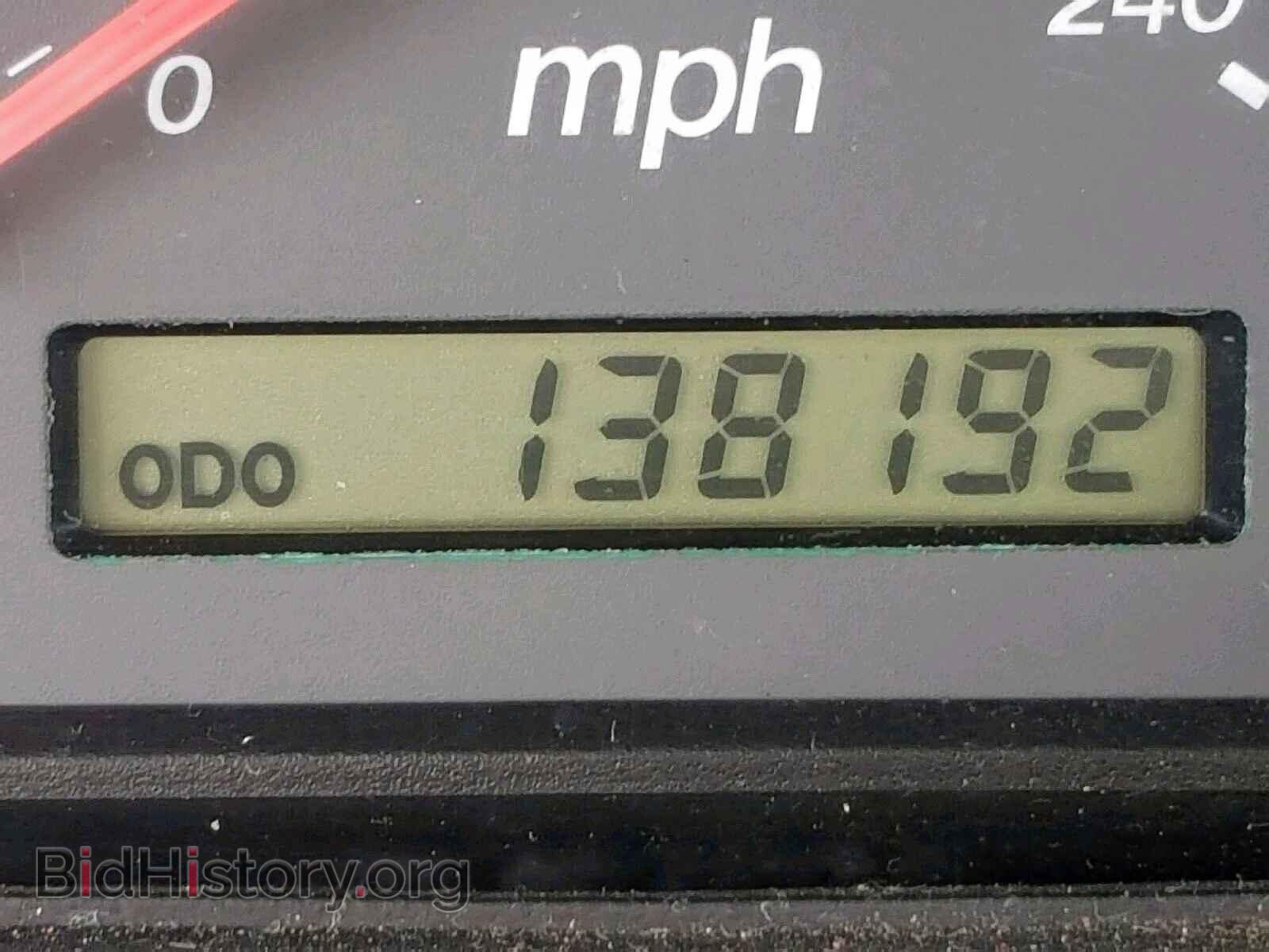 2000 MAZDA 626 - VIN: 1YVGF22C6Y5161090 - Фото 8