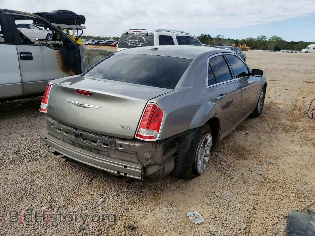 2014 CHRYSLER 300 - VIN: 2C3CCAAG0EH289104 - Фото 4
