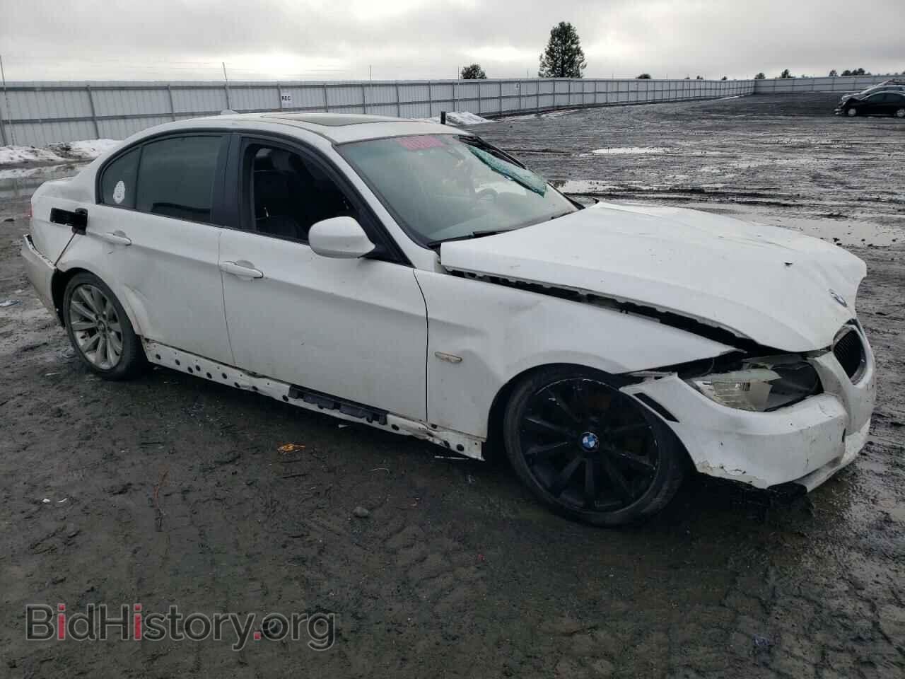 2011 BMW 3 SERIES - VIN: WBAPH5G5XBNM72683 - Фото 4