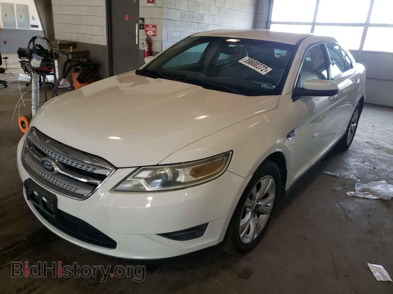 2011 FORD TAURUS - VIN: 1FAHP2EW7BG137721 - Фото 2