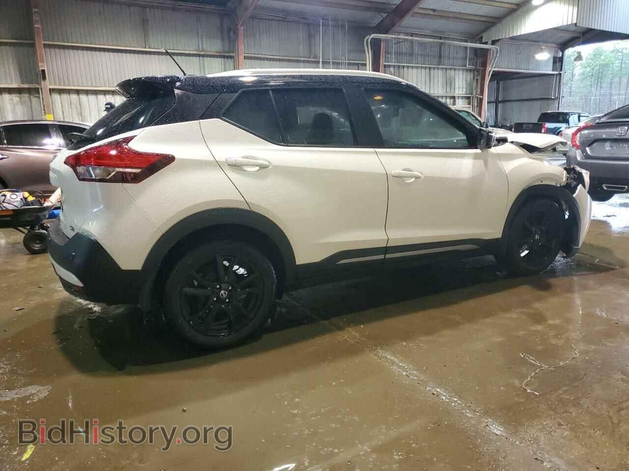 2020 NISSAN KICKS - VIN: 3N1CP5DV8LL569460 - Фото 3