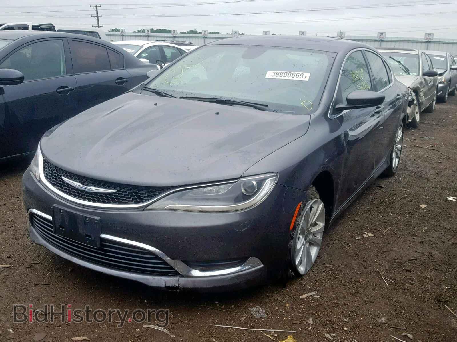 2016 CHRYSLER 200 - VIN: 1C3CCCAB7GN111717 - Фото 2