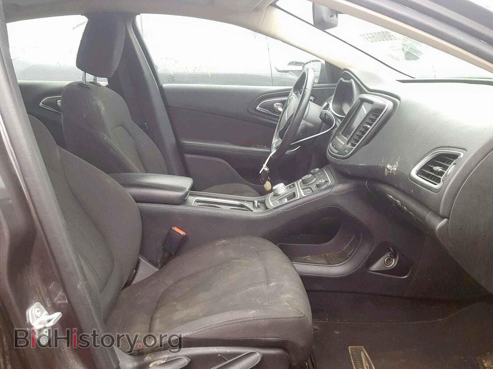 2016 CHRYSLER 200 - VIN: 1C3CCCAB7GN111717 - Фото 5