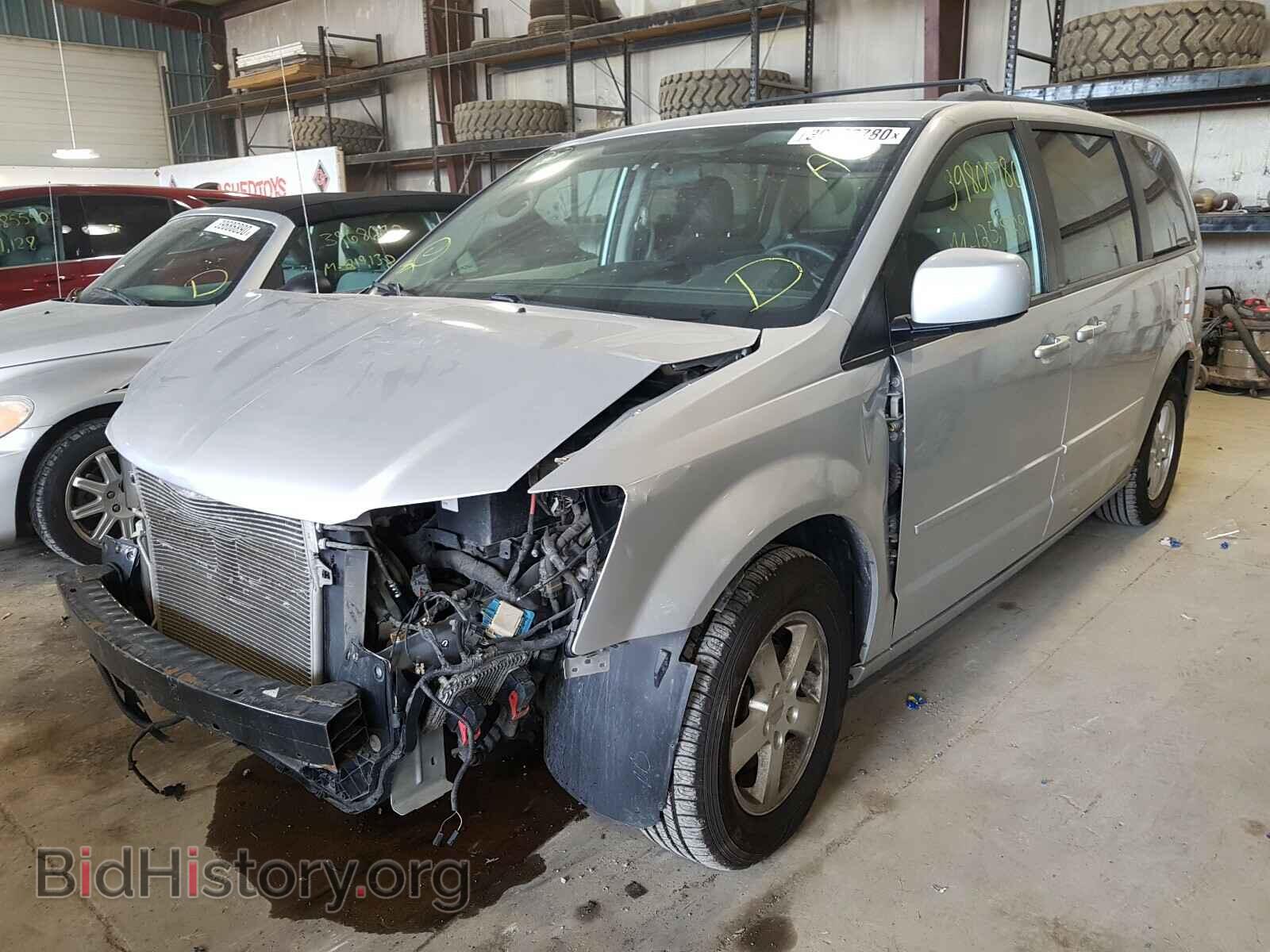2012 DODGE CARAVAN - VIN: 2C4RDGCG3CR333218 - Фото 2