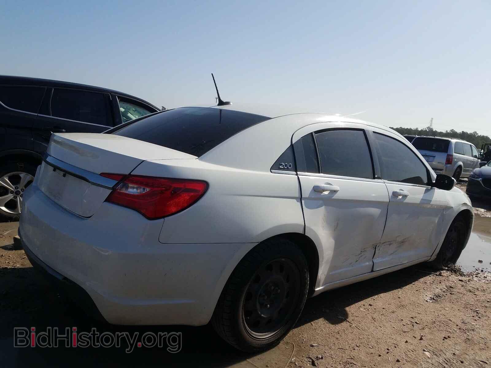 2013 CHRYSLER 200 - VIN: 1C3CCBAB3DN642029 - Фото 4