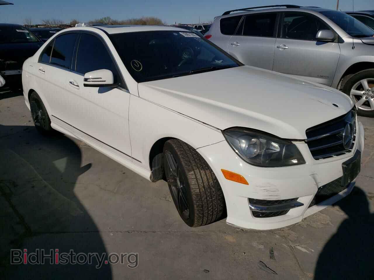 Photo WDDGF4HBXEA921014 - MERCEDES-BENZ C-CLASS 2014