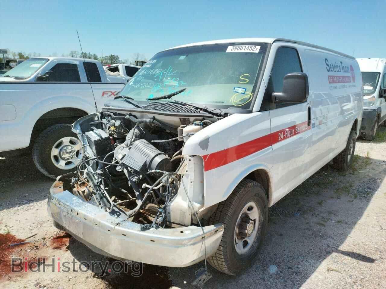 2012 CHEVROLET EXPRESS - VIN: 1GCWGGFG9C1131736 - Фото 2