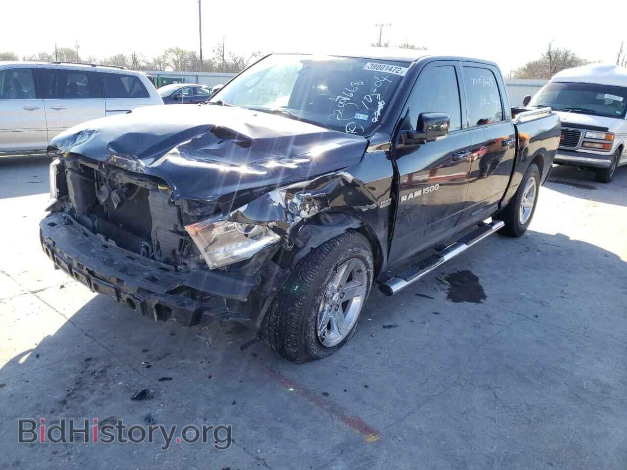 2011 DODGE RAM 1500 - VIN: 1D7RB1CT9BS579614 - Фото 2
