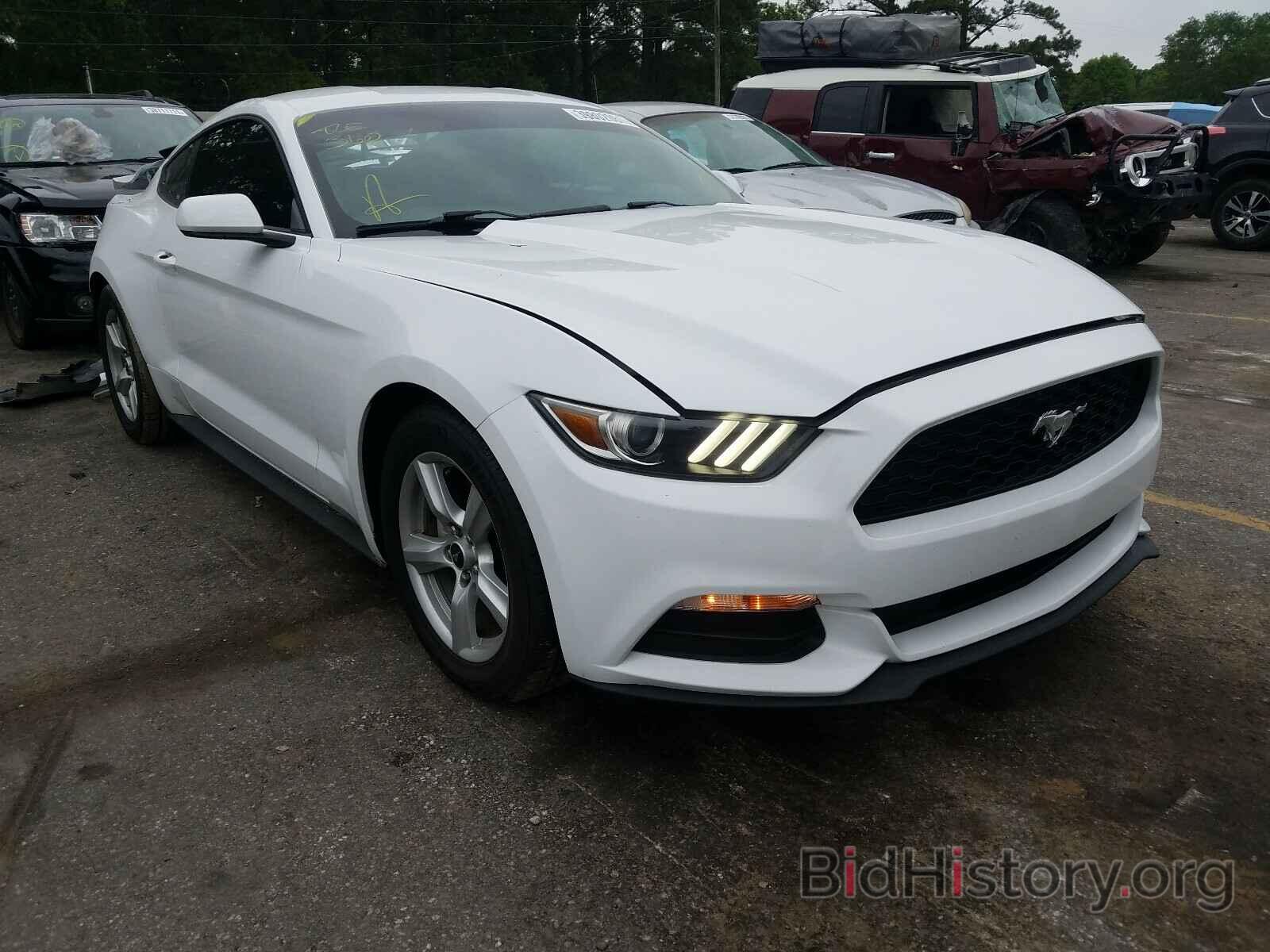 Photo 1FA6P8AM3F5317097 - FORD MUSTANG 2015