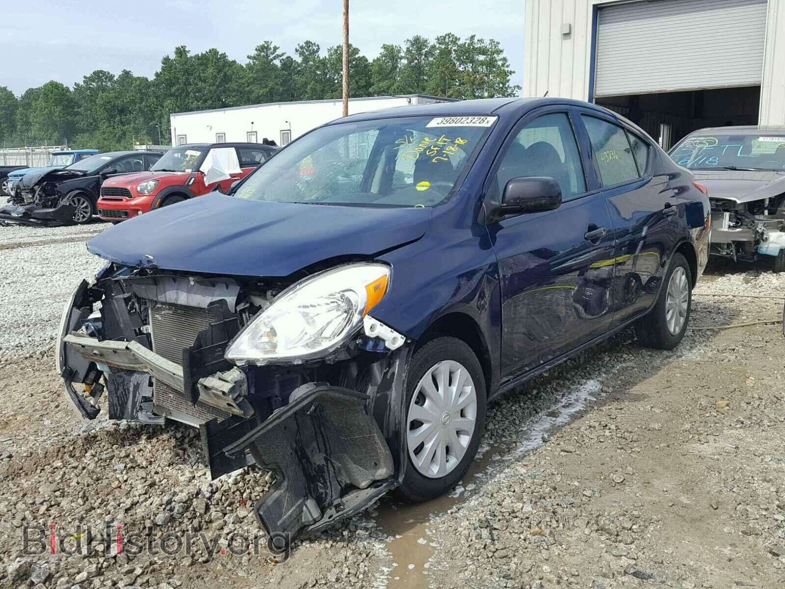 2013 NISSAN VERSA - VIN: 3N1CN7AP2DL844071 - Фото 2