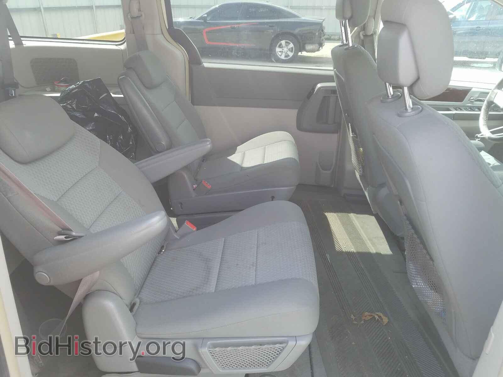 2010 CHRYSLER MINIVAN - VIN: 2A4RR5D13AR279362 - Фото 6