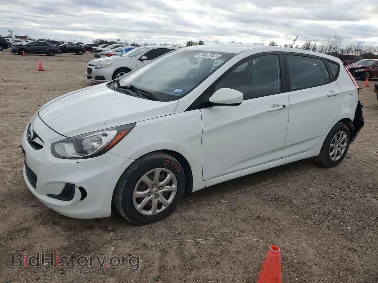 Photo KMHCT5AE3DU130974 - HYUNDAI ACCENT 2013