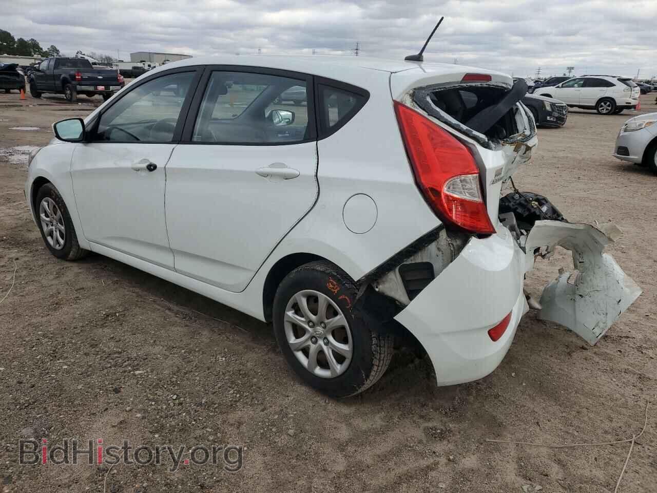 2013 HYUNDAI ACCENT - VIN: KMHCT5AE3DU130974 - Фото 2