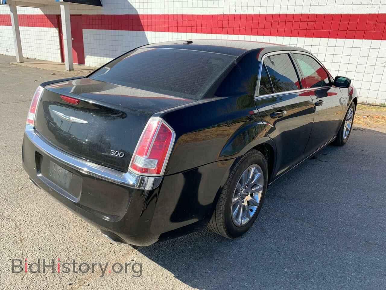 2013 CHRYSLER 300 - VIN: 2C3CCAAG3DH626721 - Photo 4