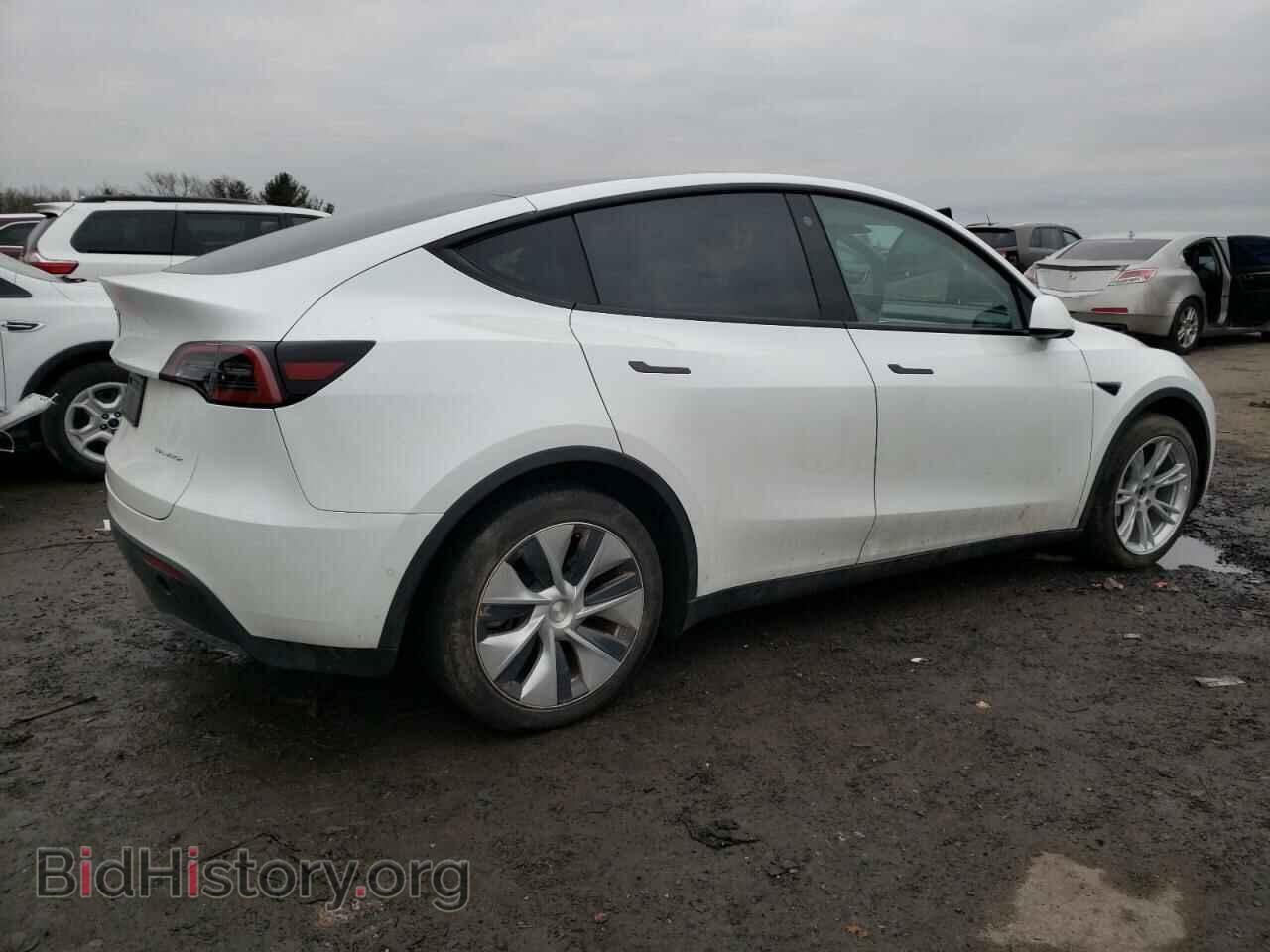 2022 TESLA MODEL Y - VIN: 7SAYGAEEXNF546115 - Фото 3