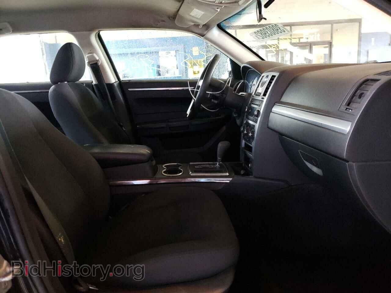 2010 CHRYSLER 300 - VIN: 2C3CA4CD2AH241981 - Фото 5