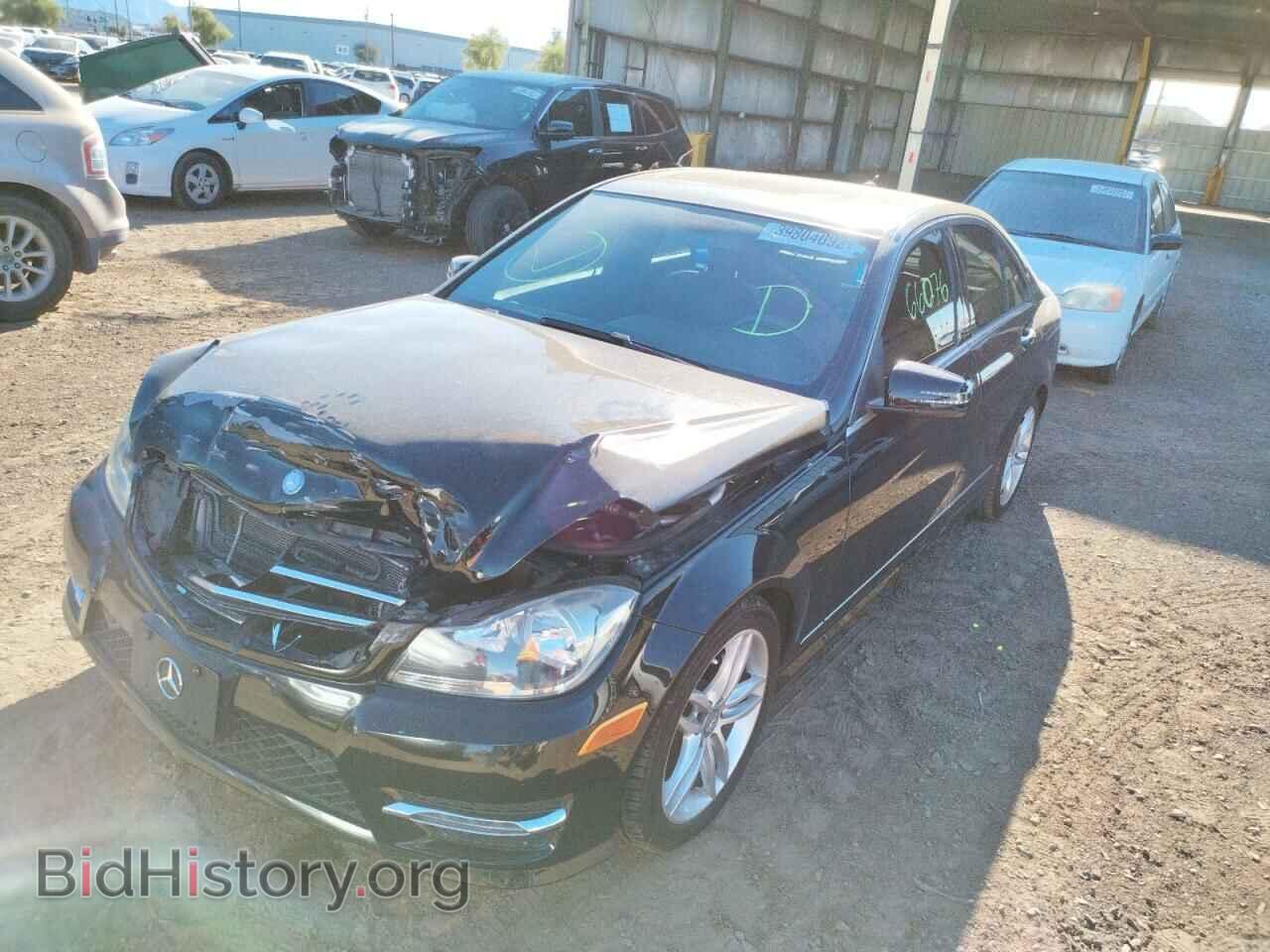 2014 MERCEDES-BENZ C-CLASS - VIN: WDDGF4HB9EA967997 - Фото 2