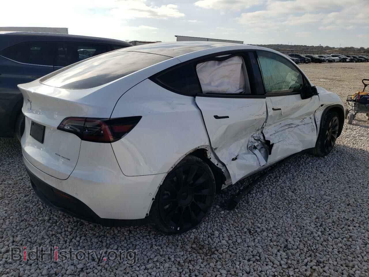 2022 TESLA MODEL Y - VIN: 7SAYGDEE8NF385930 - Фото 3