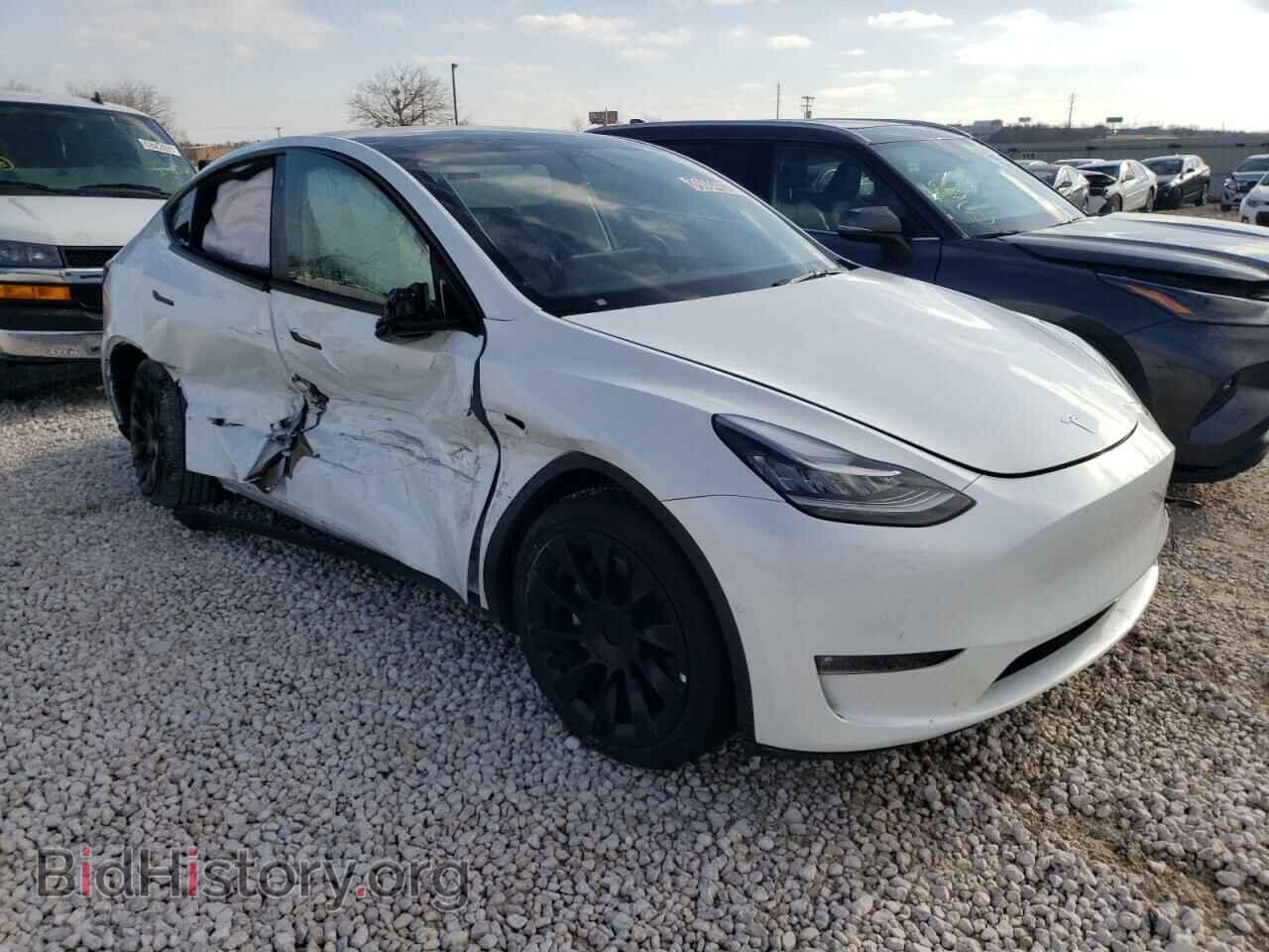 2022 TESLA MODEL Y - VIN: 7SAYGDEE8NF385930 - Фото 4