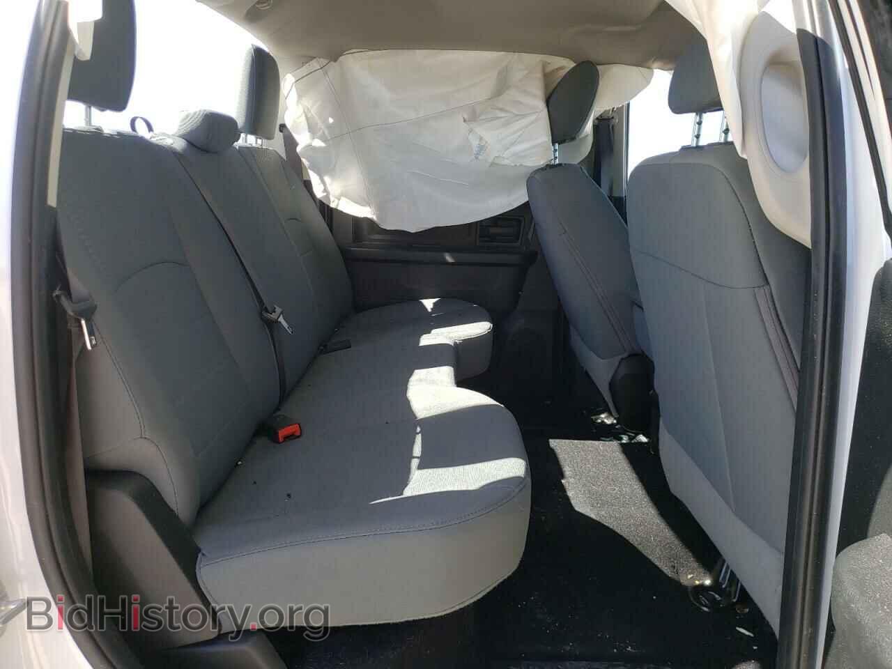 2019 RAM 1500 - VIN: 1C6RR7KT2KS742802 - Фото 6