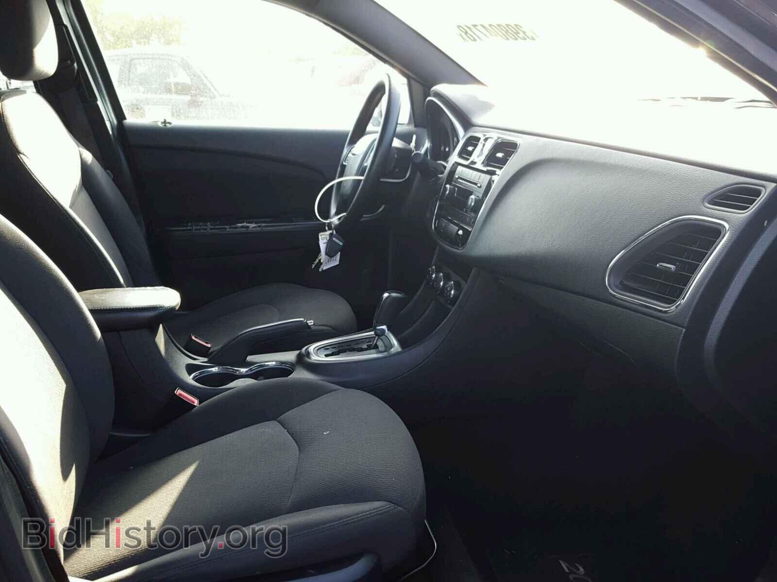 2013 CHRYSLER 200 - VIN: 1C3CCBAB3DN704951 - Photo 5