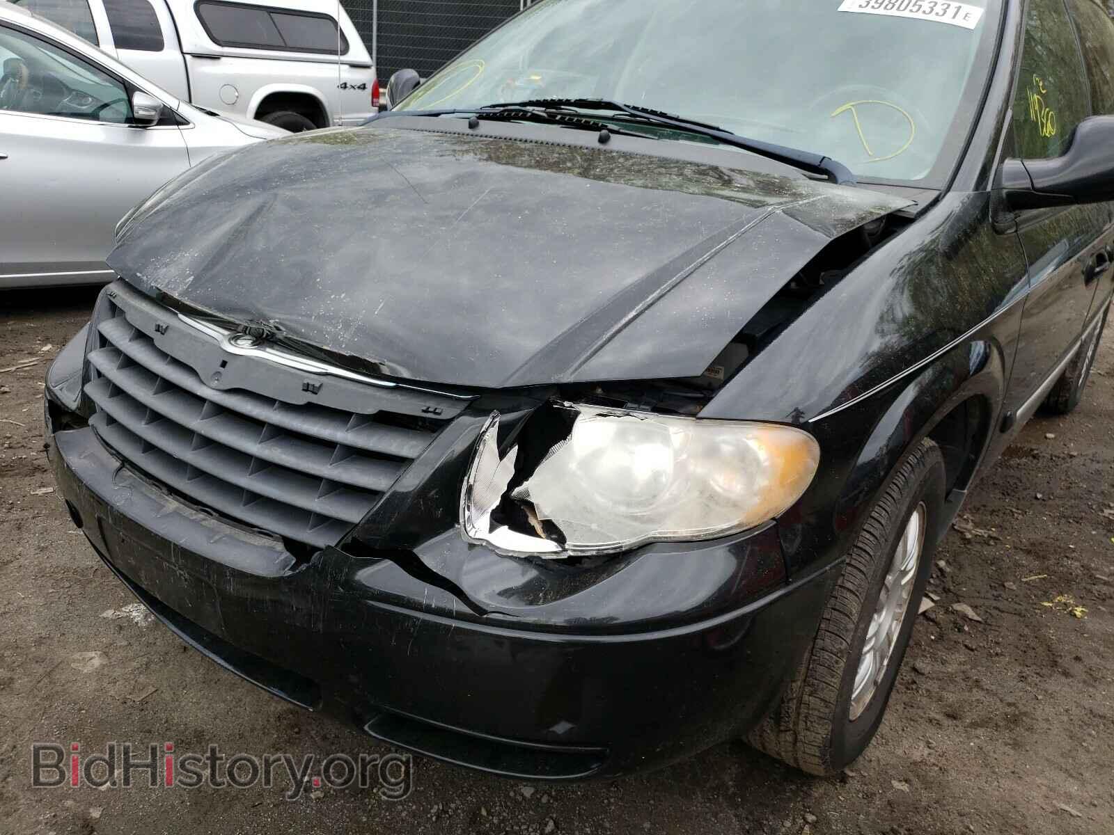 2006 CHRYSLER MINIVAN - VIN: 2A8GP54L26R923275 - Фото 9