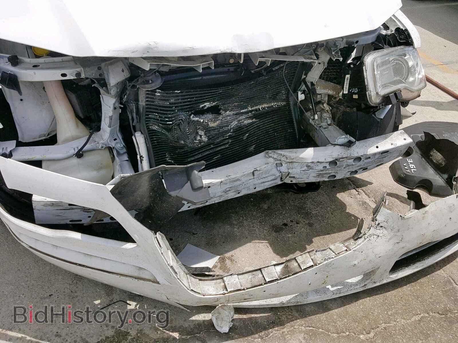 2014 CHRYSLER 300 - VIN: 2C3CCAAG7EH235444 - Фото 9