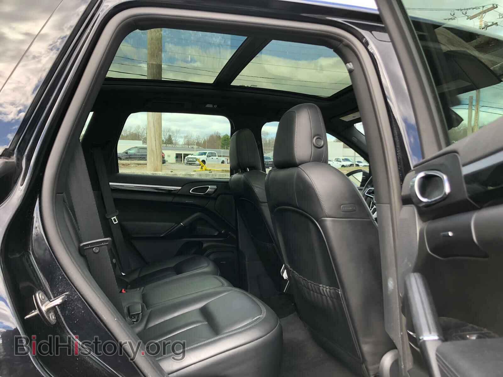 2016 PORSCHE CAYENNE - VIN: WP1AA2A21GKA37262 - Фото 9