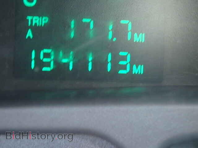 2001 CADILLAC DEVILLE - VIN: 1G6KD54Y01U209357 - Photo 8