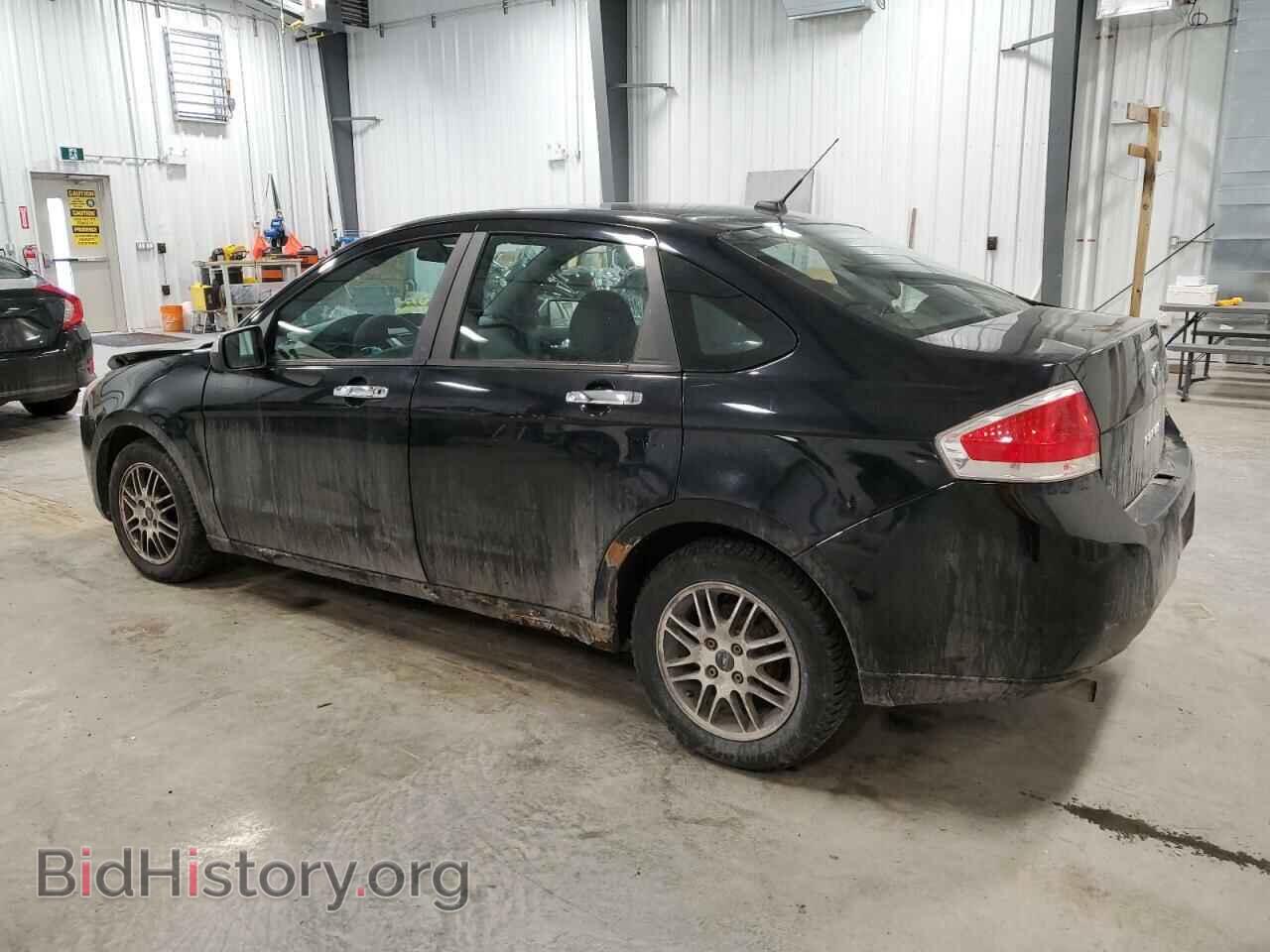 2010 FORD FOCUS - VIN: 1FAHP3FN8AW110088 - Фото 2