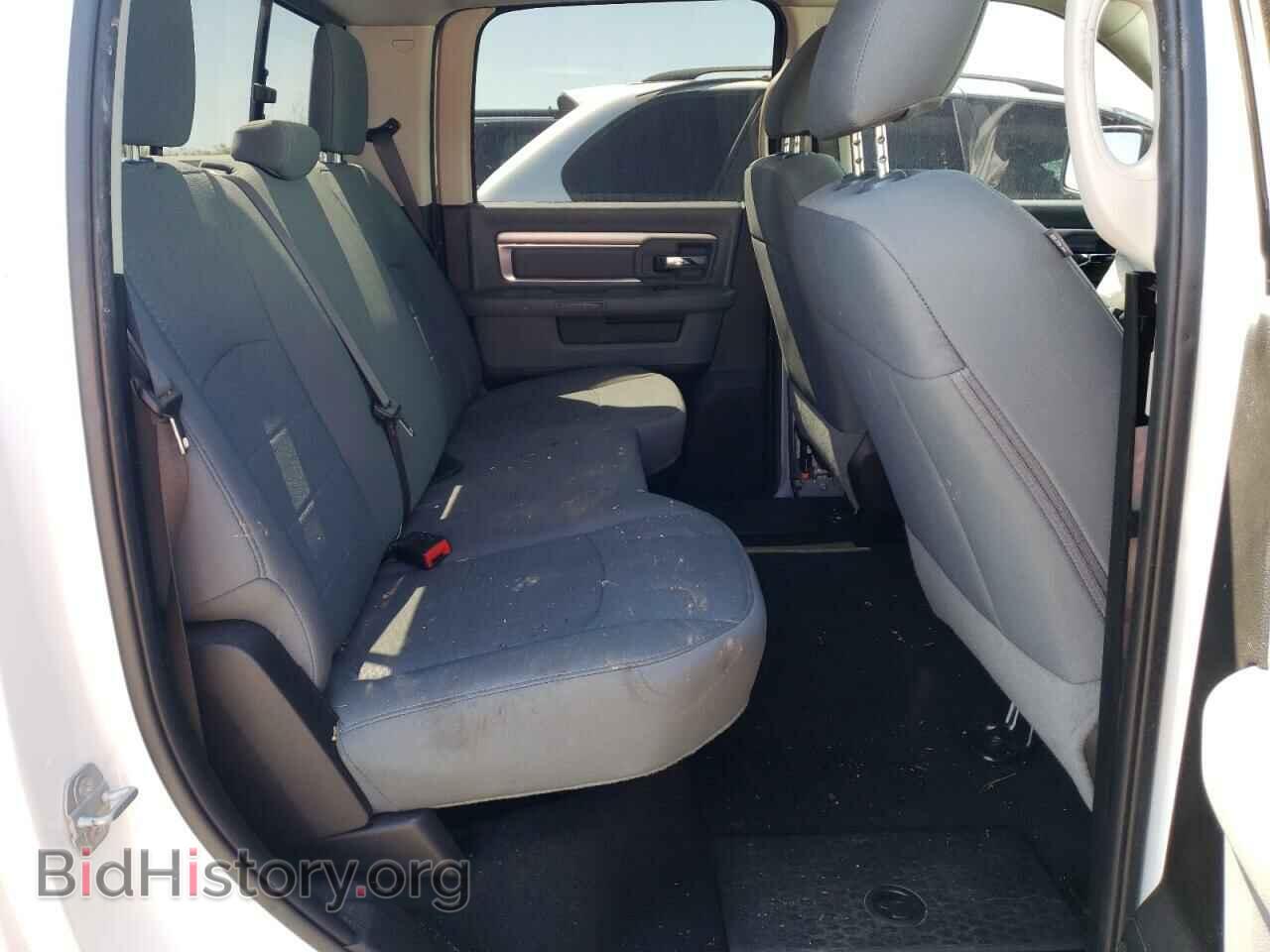 2019 RAM 1500 - VIN: 1C6RR6TT2KS602418 - Фото 6