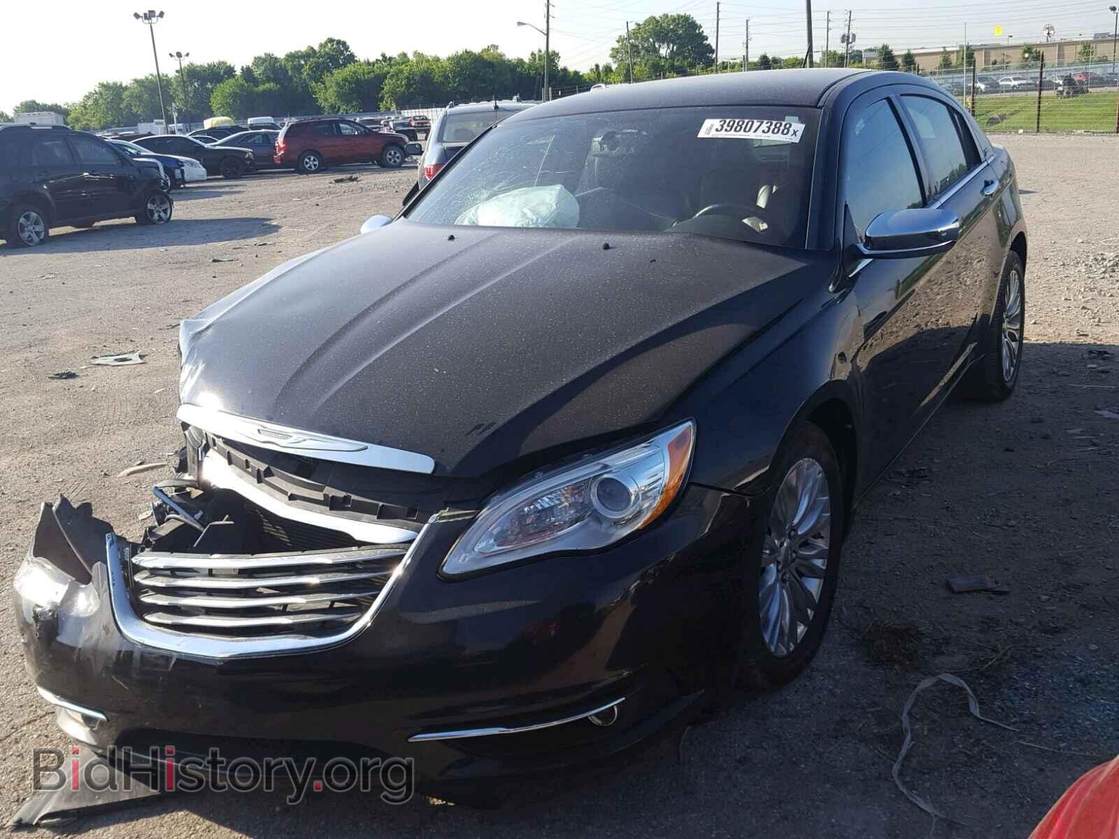 2012 CHRYSLER 200 - VIN: 1C3CCBCG8CN326228 - Фото 2