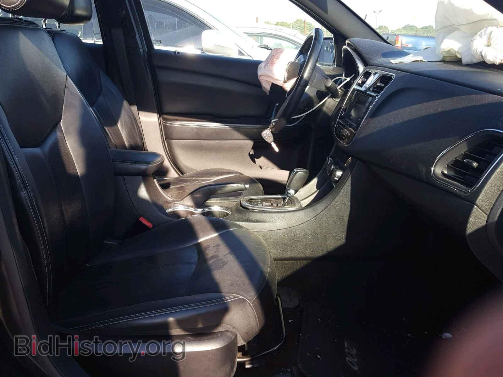 2012 CHRYSLER 200 - VIN: 1C3CCBCG8CN326228 - Фото 5