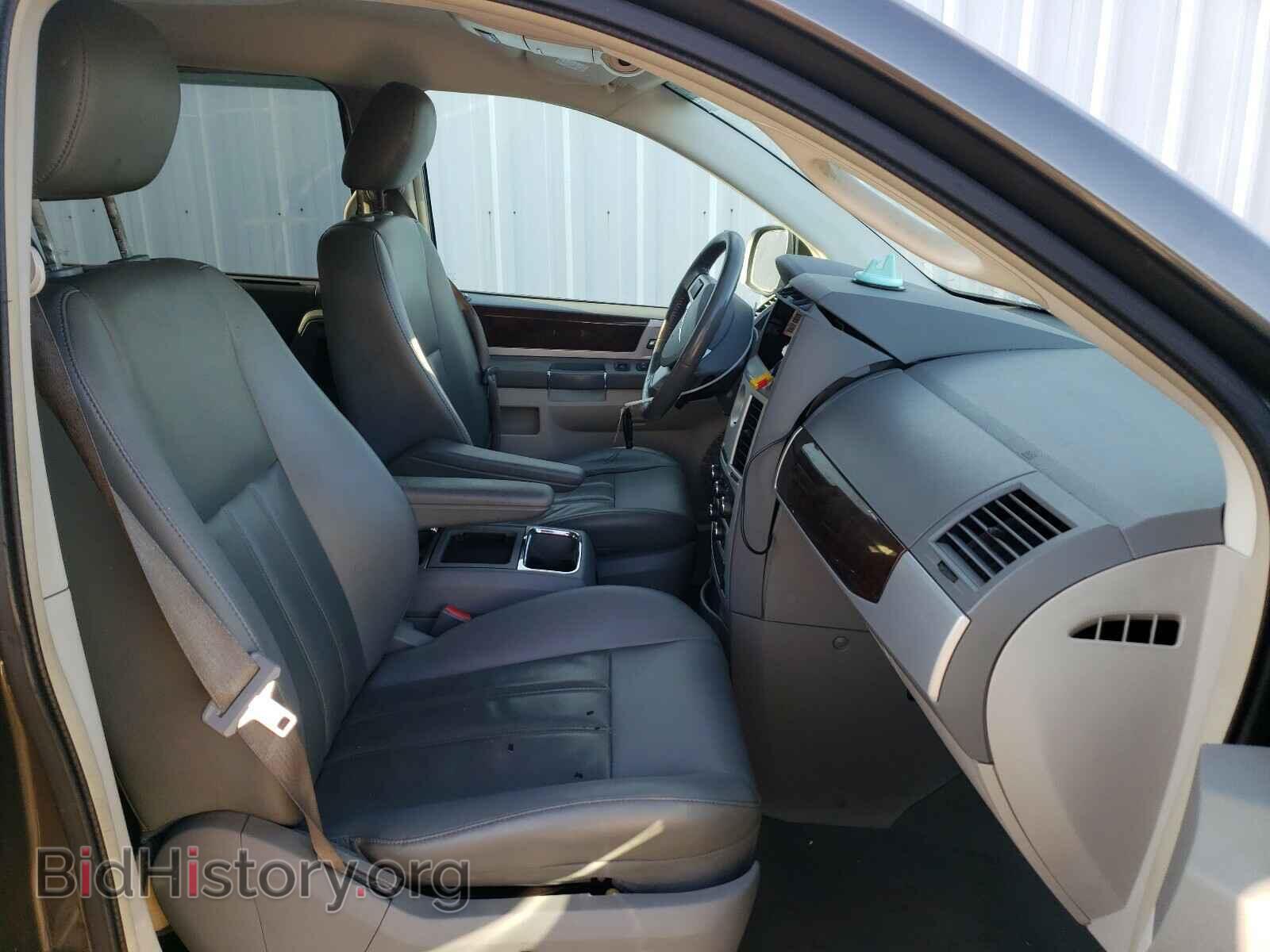 2010 CHRYSLER MINIVAN - VIN: 2A4RR5D16AR217793 - Photo 5
