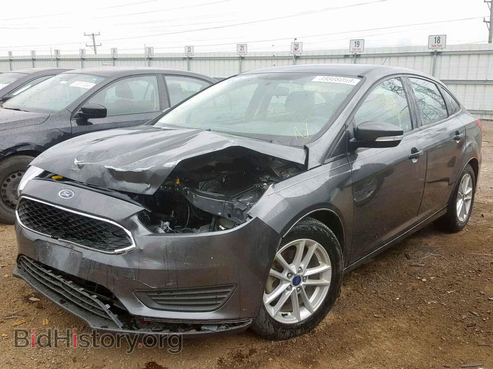 2018 FORD FOCUS SE - VIN: 1FADP3F23JL266898 - Фото 2